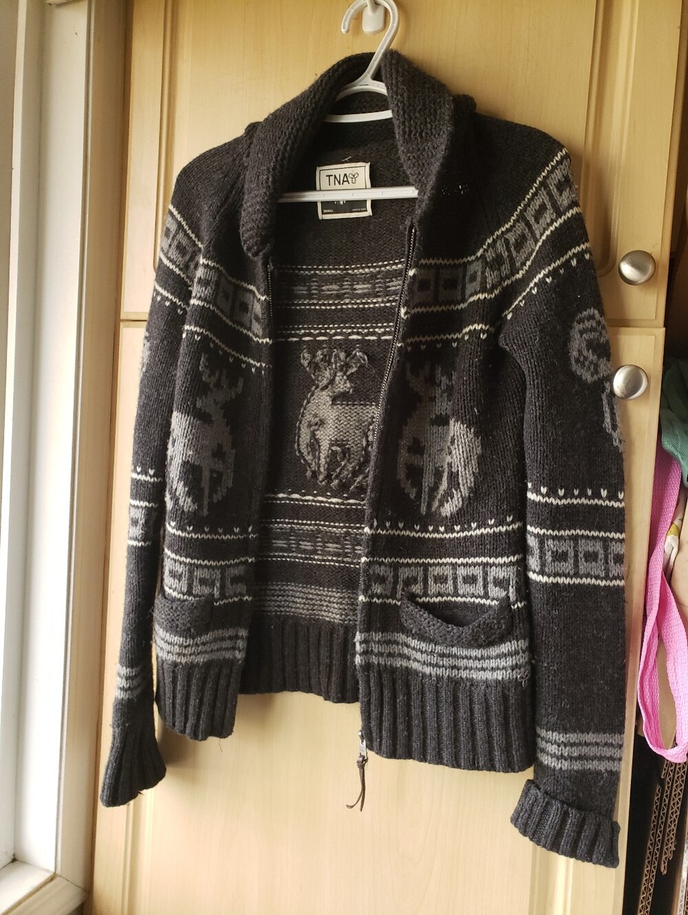 TNA Women's Lambswool Dark Gray & Light Gray Patterned Zip-Up Sweater